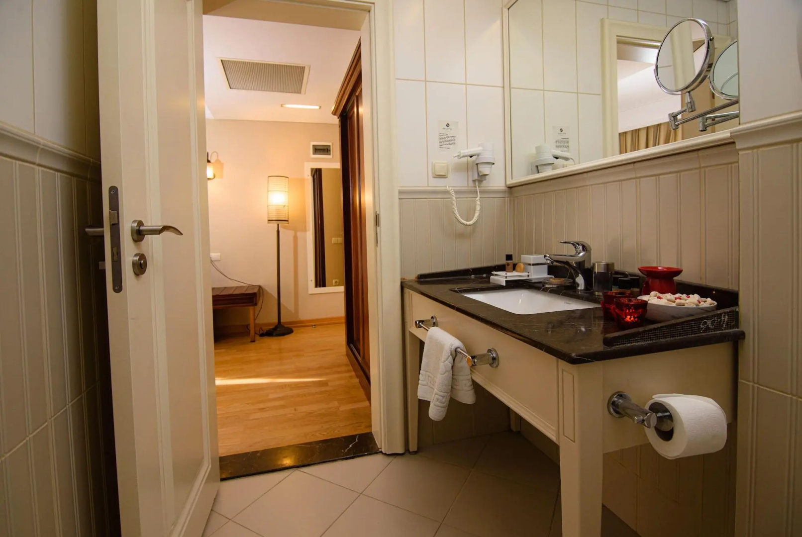 Photo - Recital Hotel