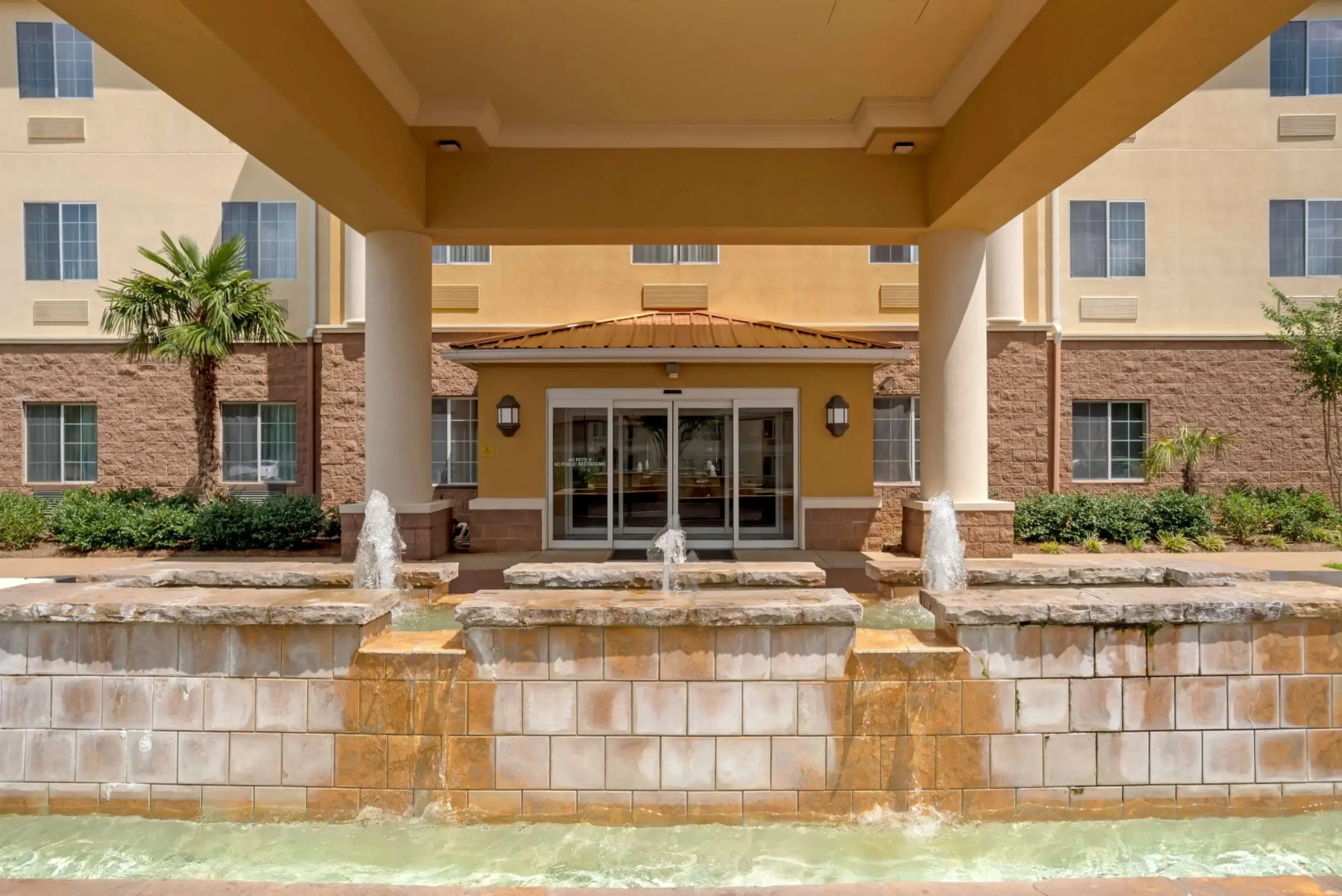Photo - Comfort Suites Alexandria North