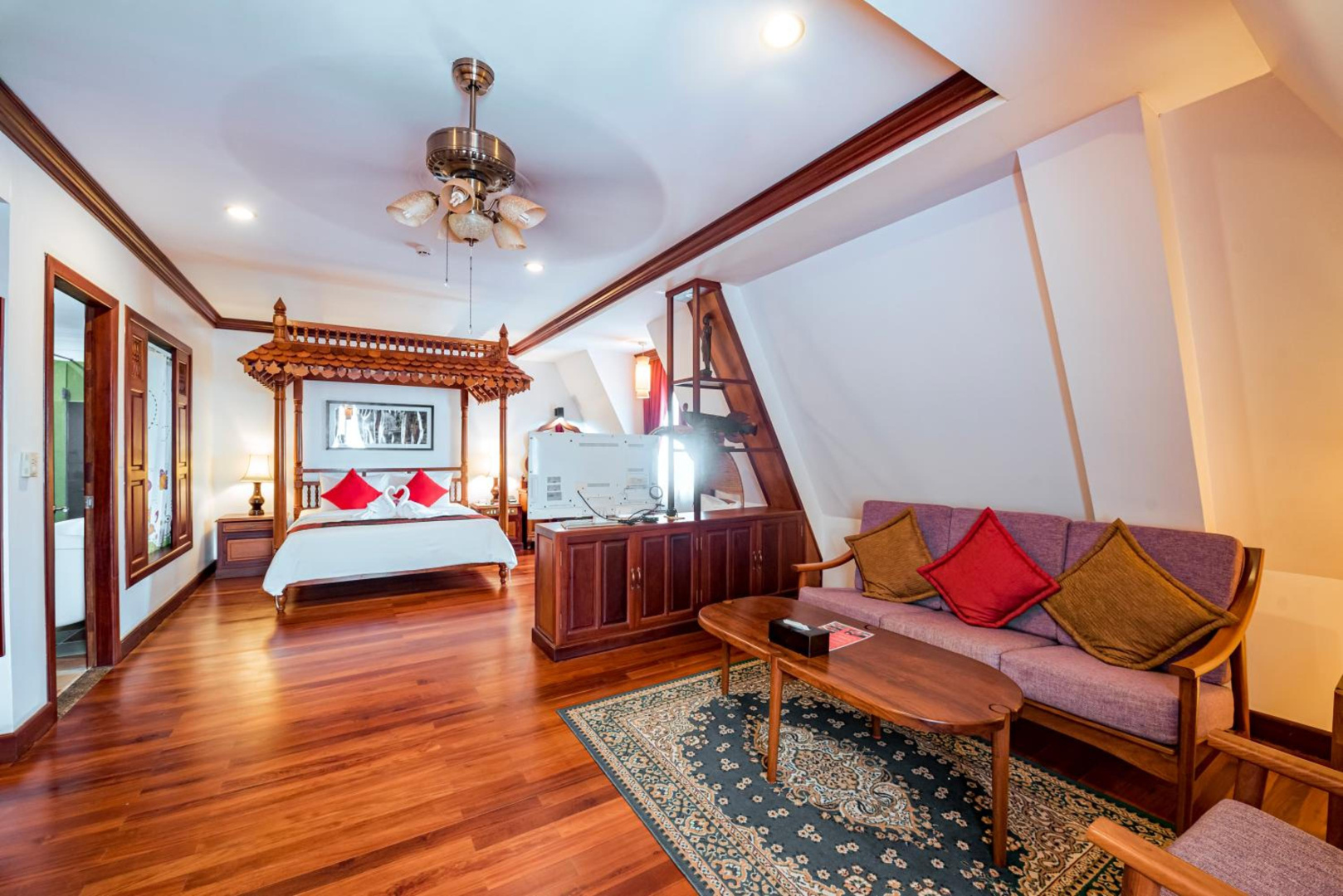 Photo - The Suite By Royal Crown Hotel