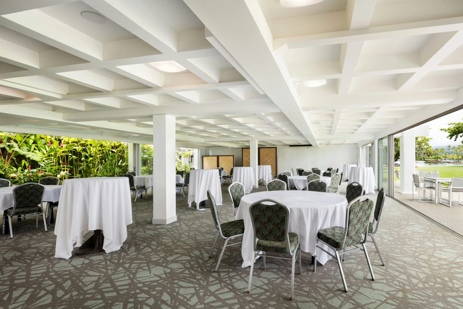 Photo - Grand Naniloa Hotel Hilo - a Doubletree by Hilton