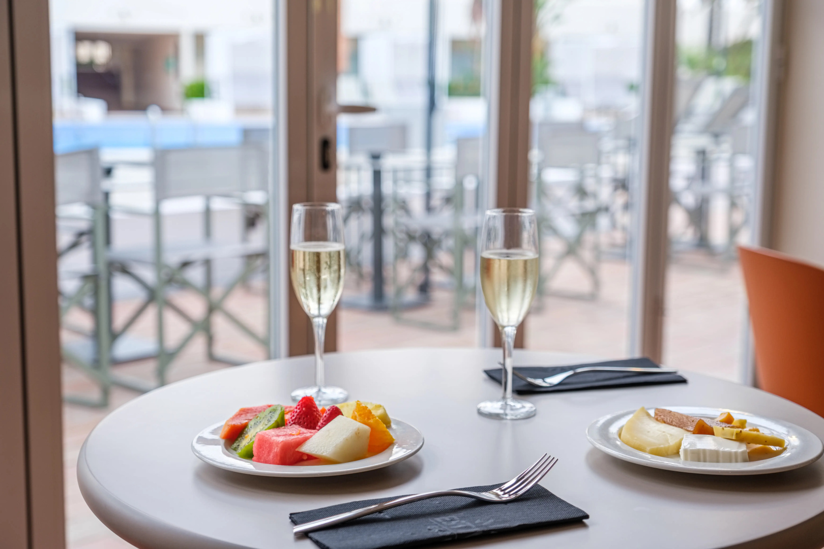 Photo - Oassium Hotel - Adults Only