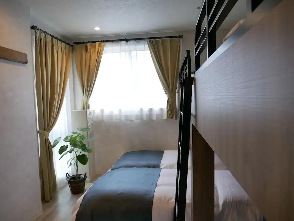 Photo - 7 Rooms Hotel & Cafe