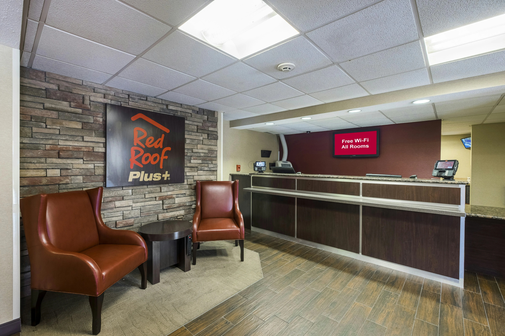 Photo - Red Roof Inn PLUS+ Boston - Woburn/ Burlington