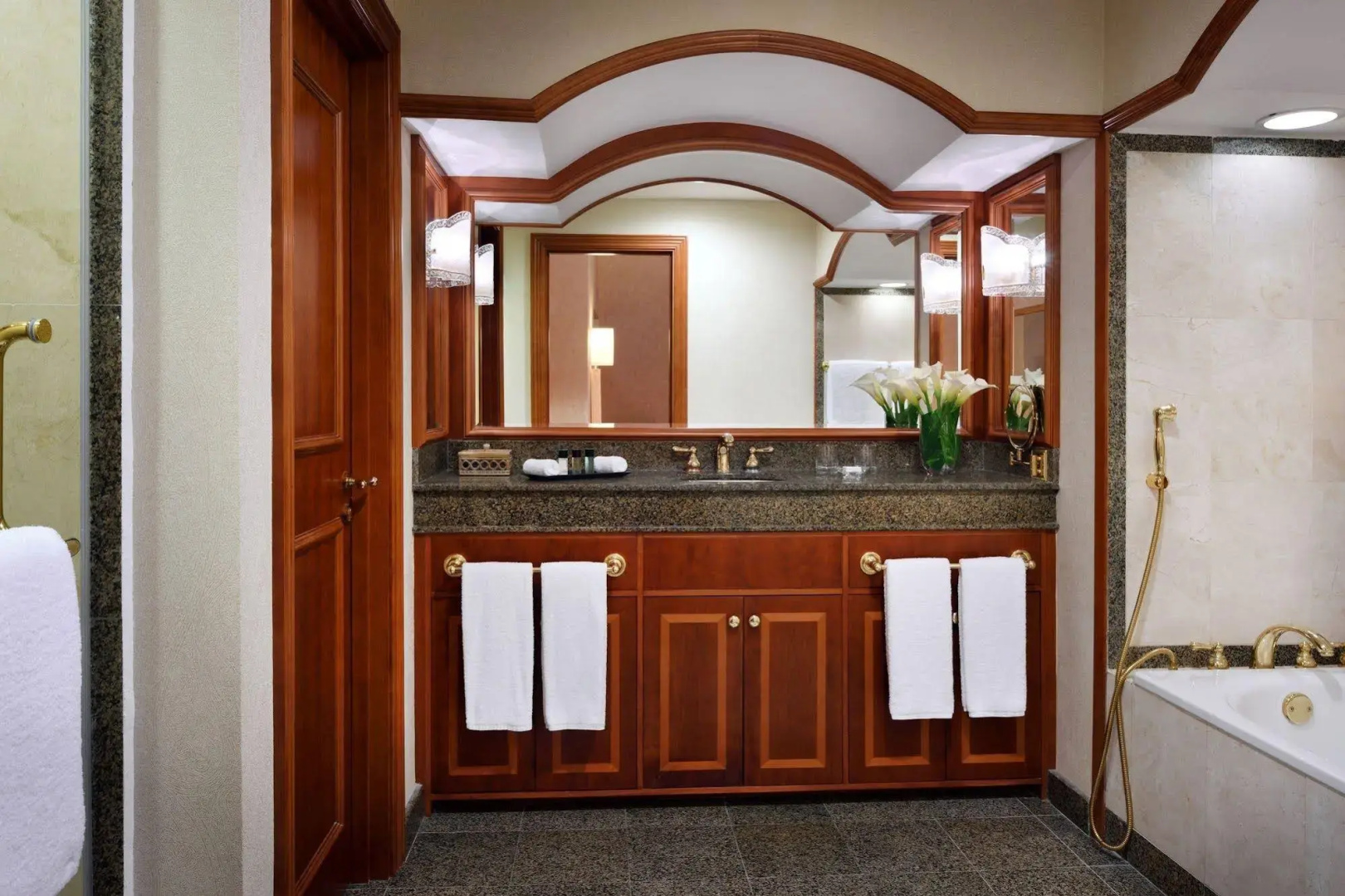 Foto - Al Aziziyah Boutique Hotel By The Torch