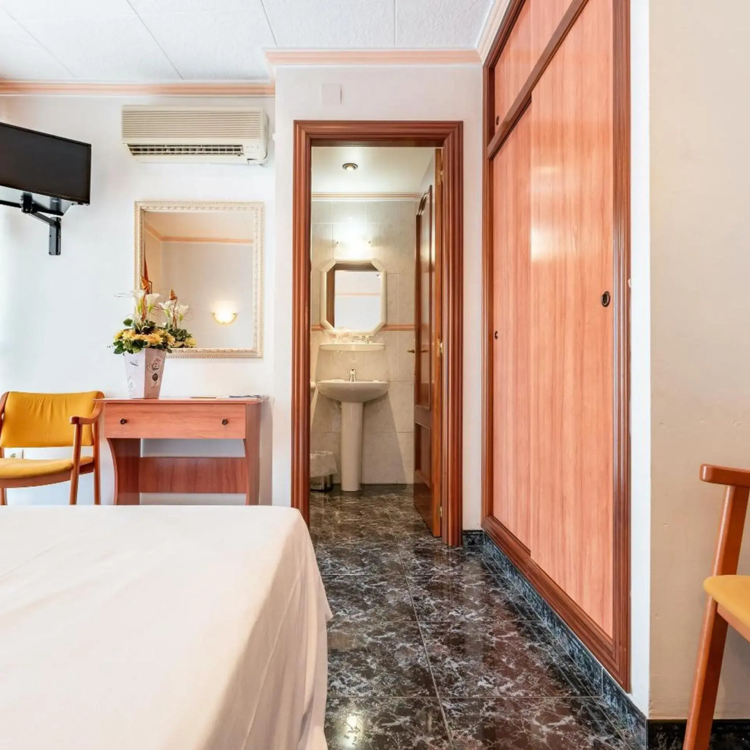 Photo - Hotel Canadá