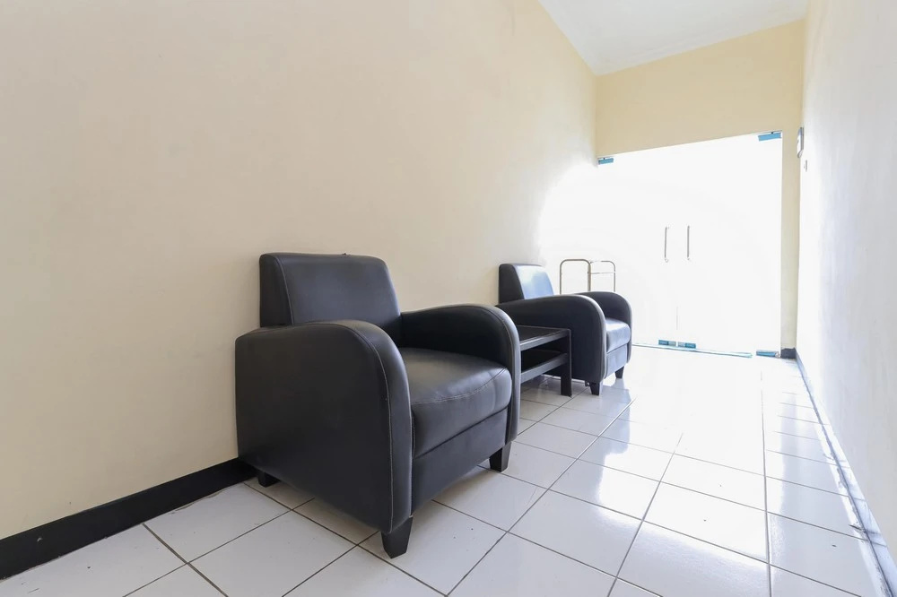 Photo - Urbanview Roemah Tebet by RedDoorz