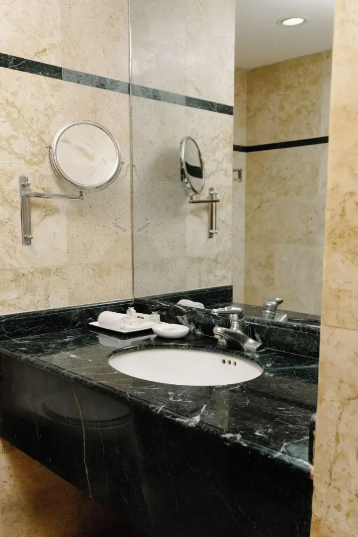 Photo - Intercity Tower Hotels