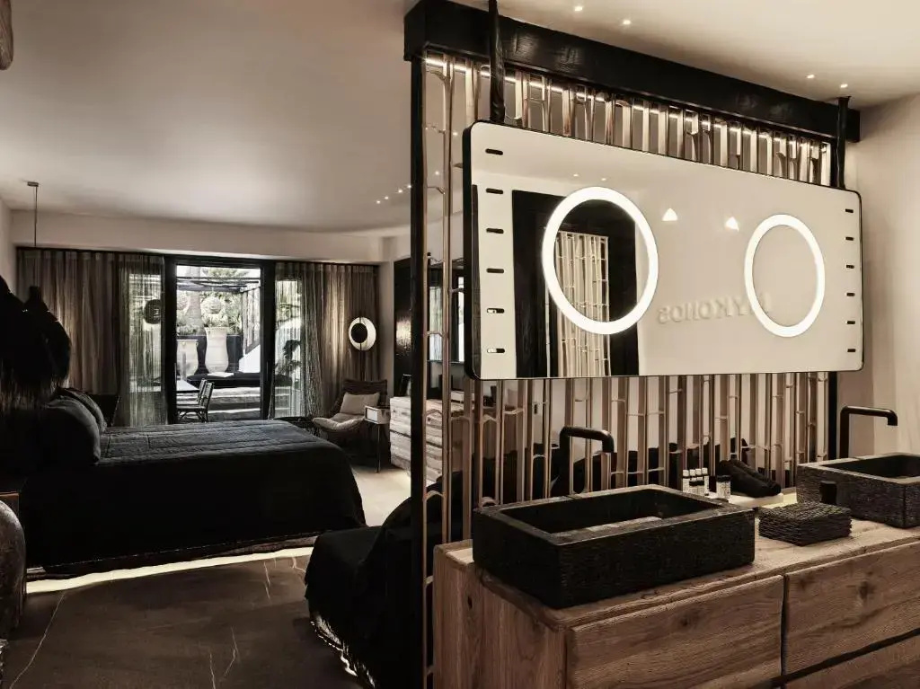 O by Myconian Collection, Bild 6 von 30