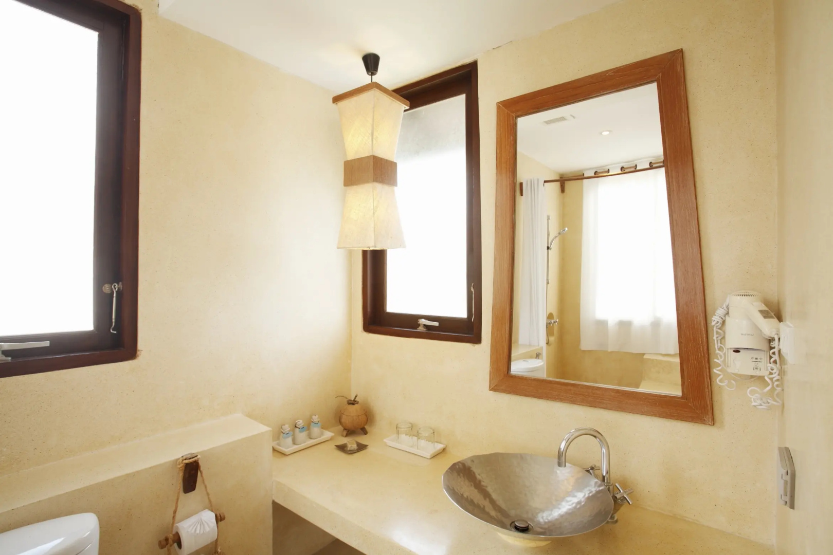 Photo - Aana Resort & Spa