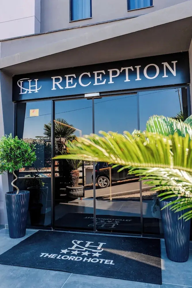 Foto - The Lord's Garden