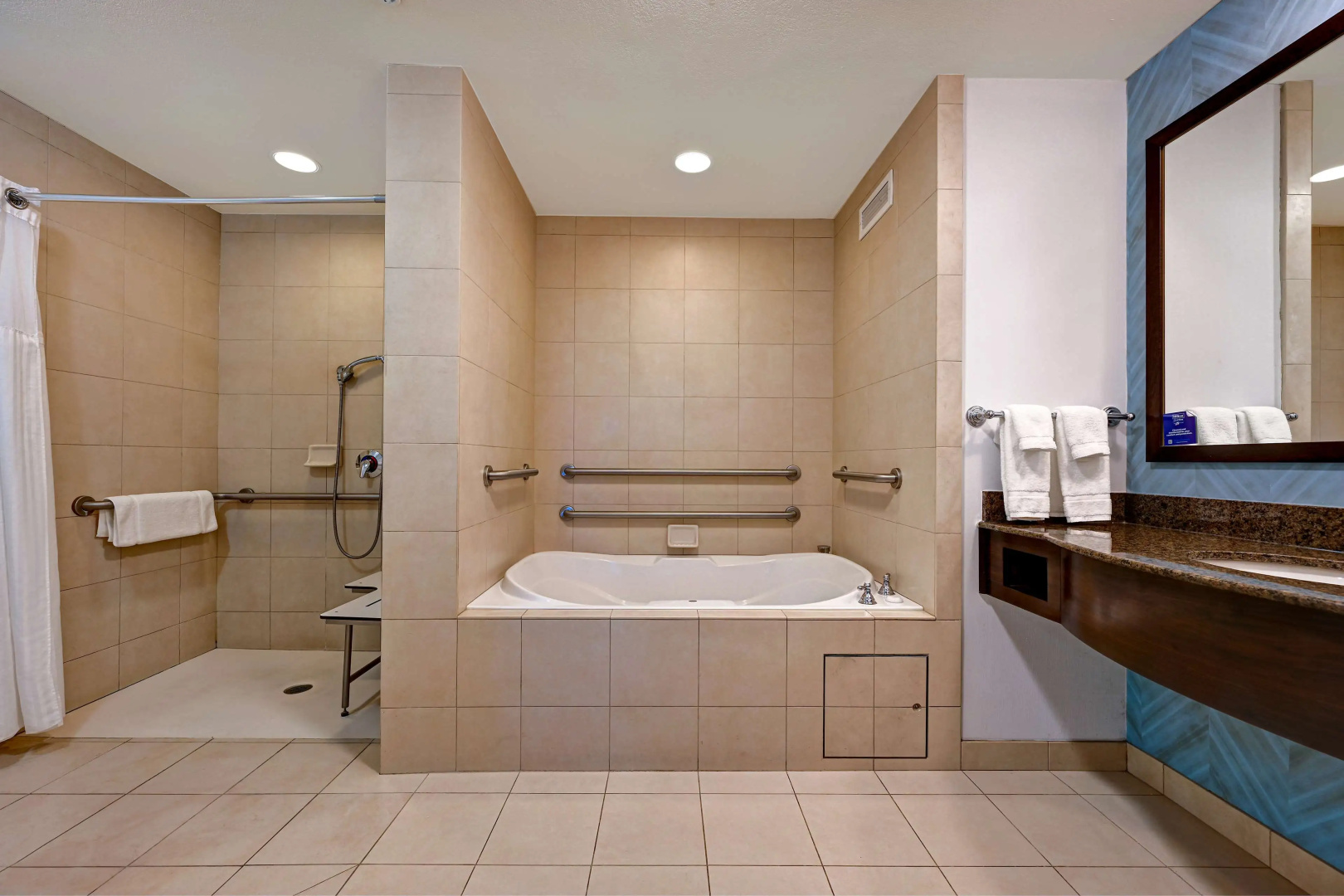 Photo - Hilton Garden Inn  San Bernardino