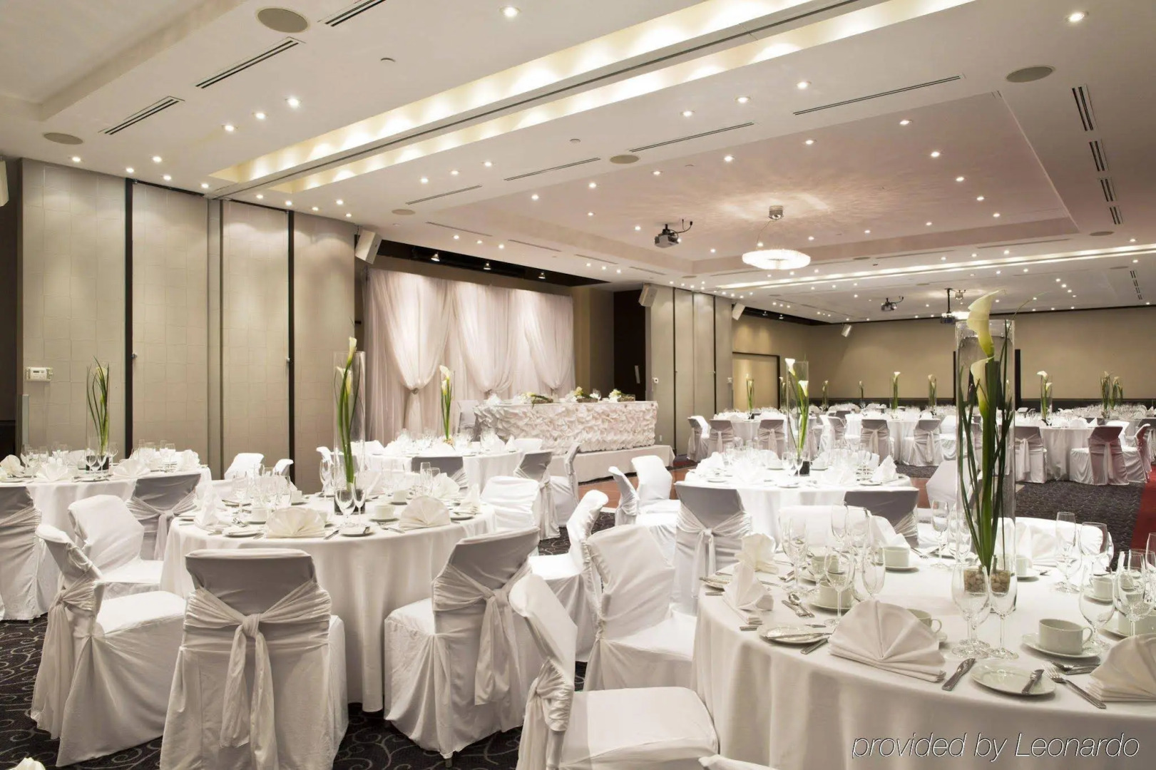 Photo - Pantages Hotel Toronto Centre