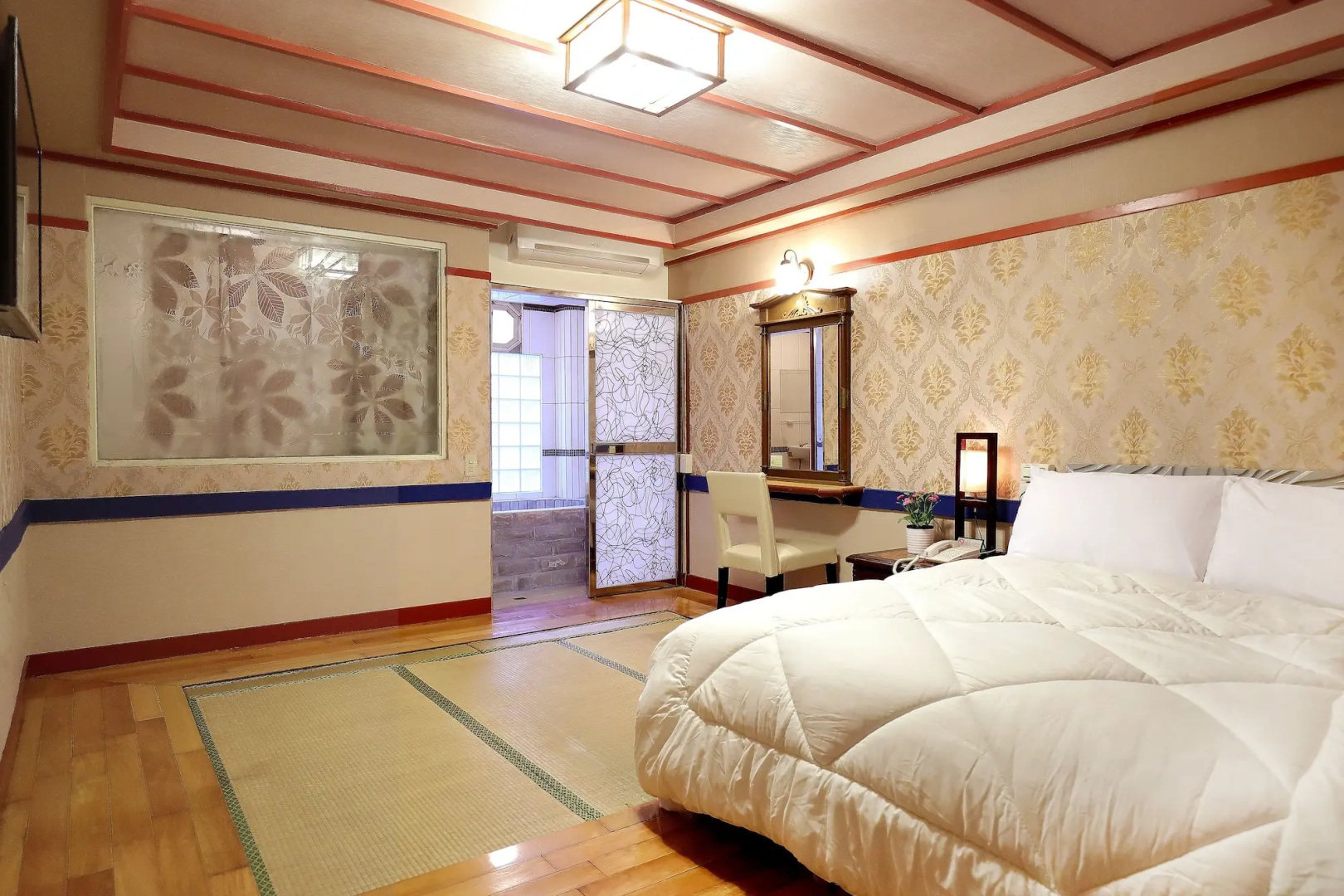 Photo - Phoenix Pavilion Hot Spring Hotel