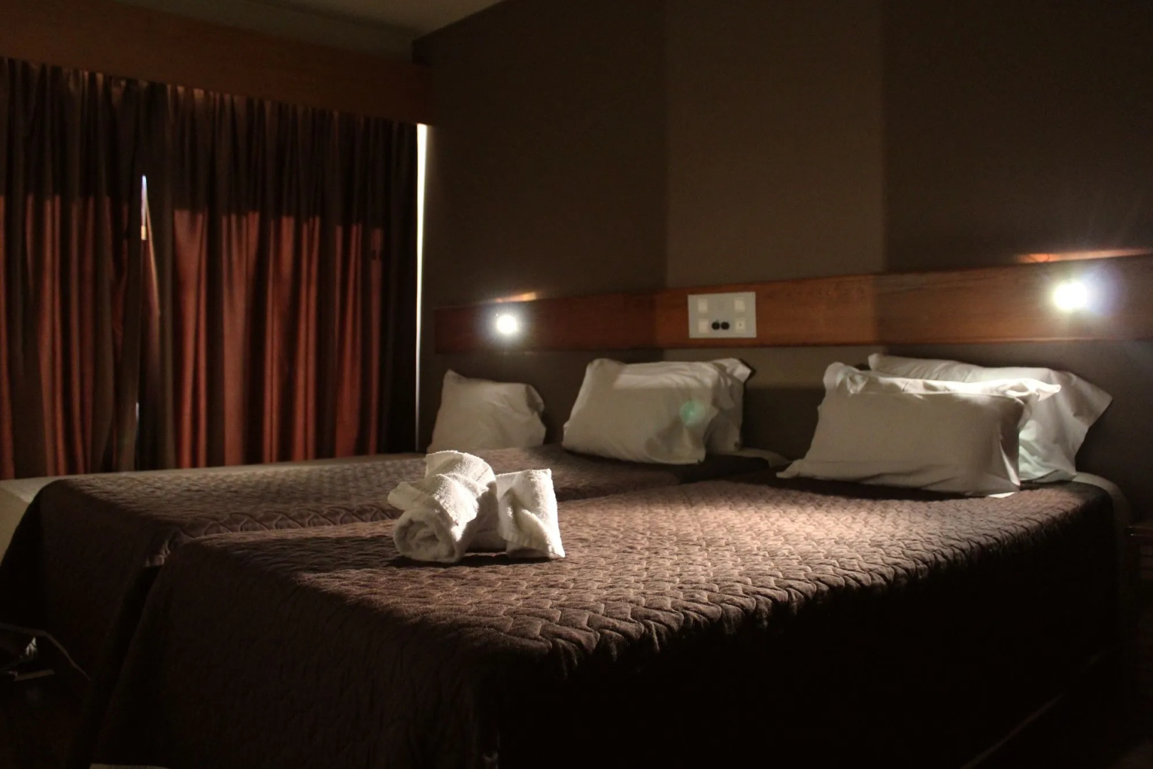 Foto - Hotel Meia Lua