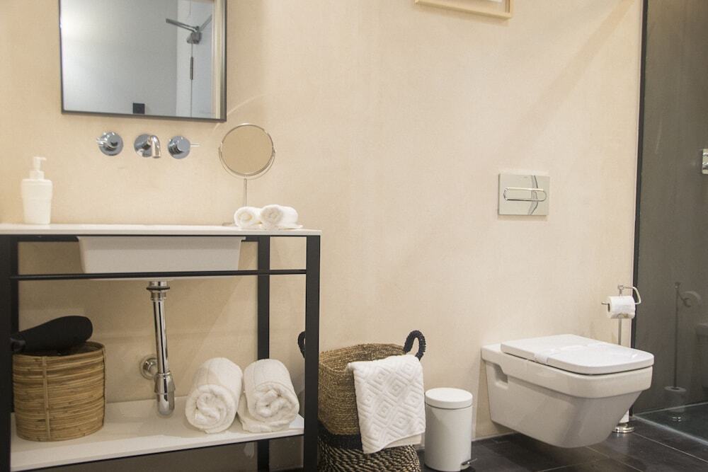 Photo - Welldone Antiquarium