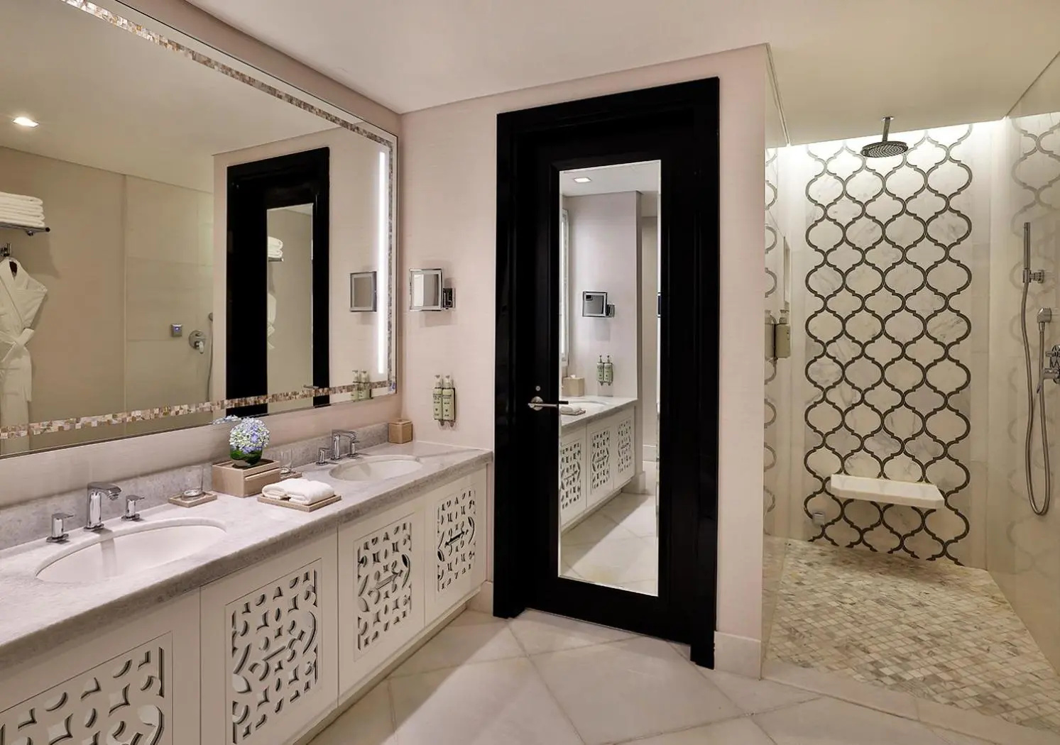 Photo - Rotana Jabal Omar