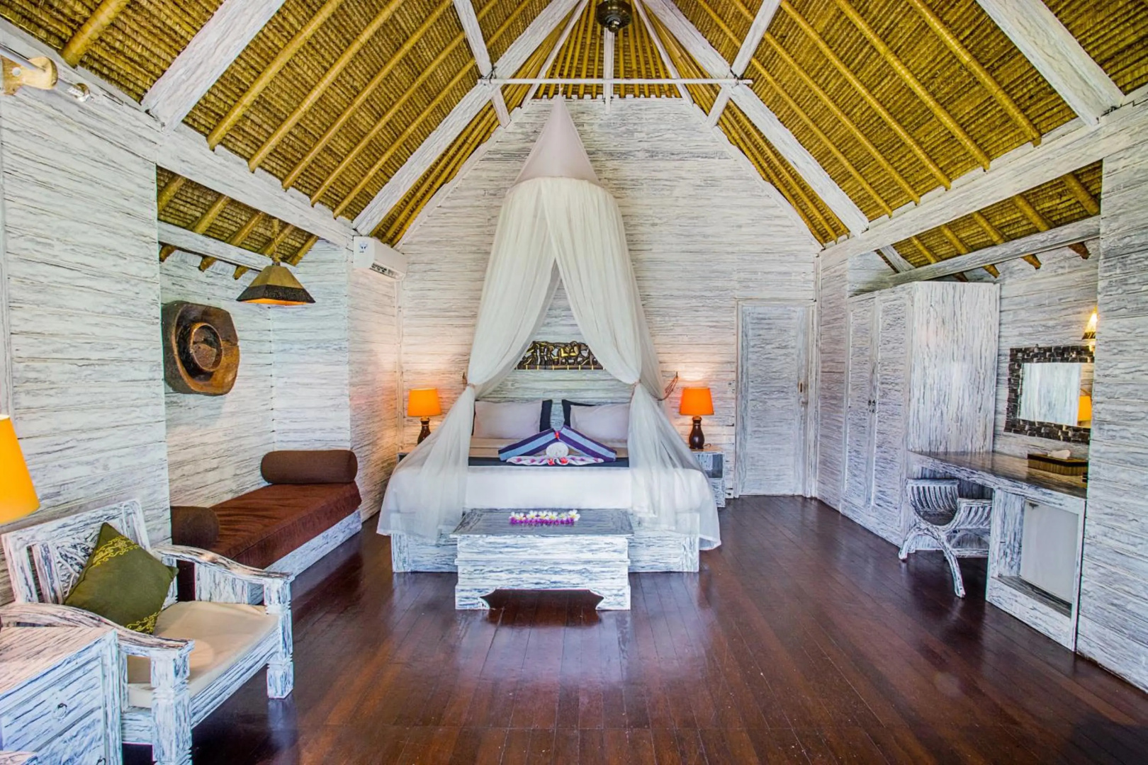 Photo - Lembongan Bay Shore Huts