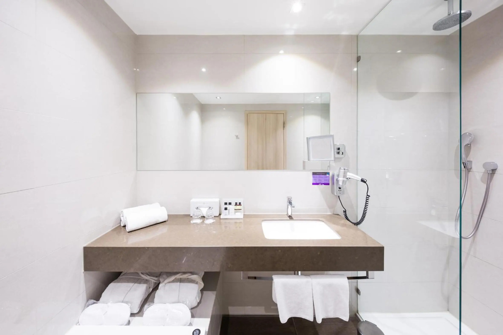 Photo - Van der Valk Hotel Düsseldorf