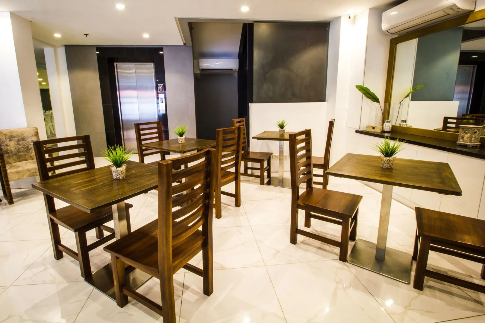 Foto - Jade Hotel and Suites