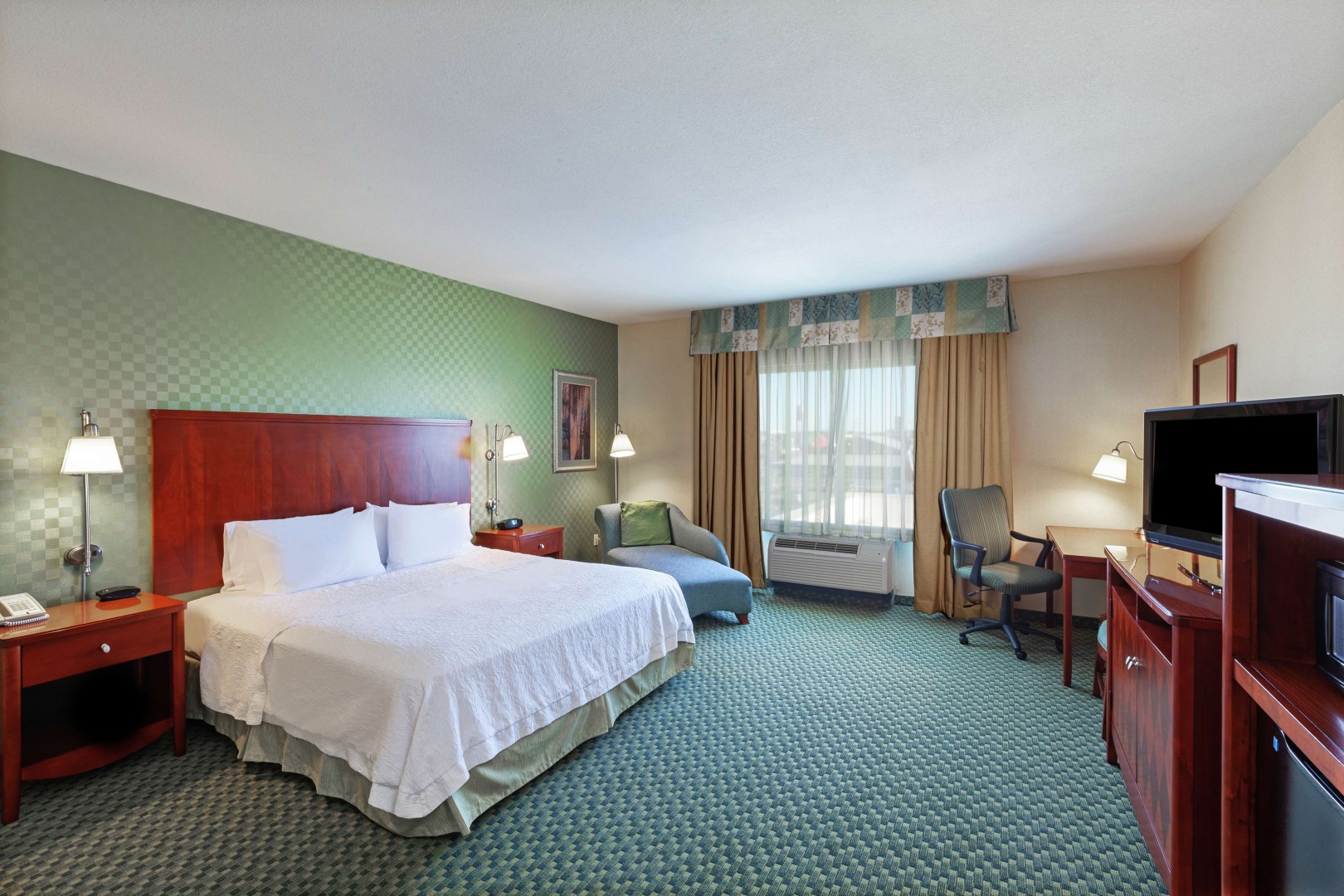 Photo - Hampton Inn & Suites El Paso West