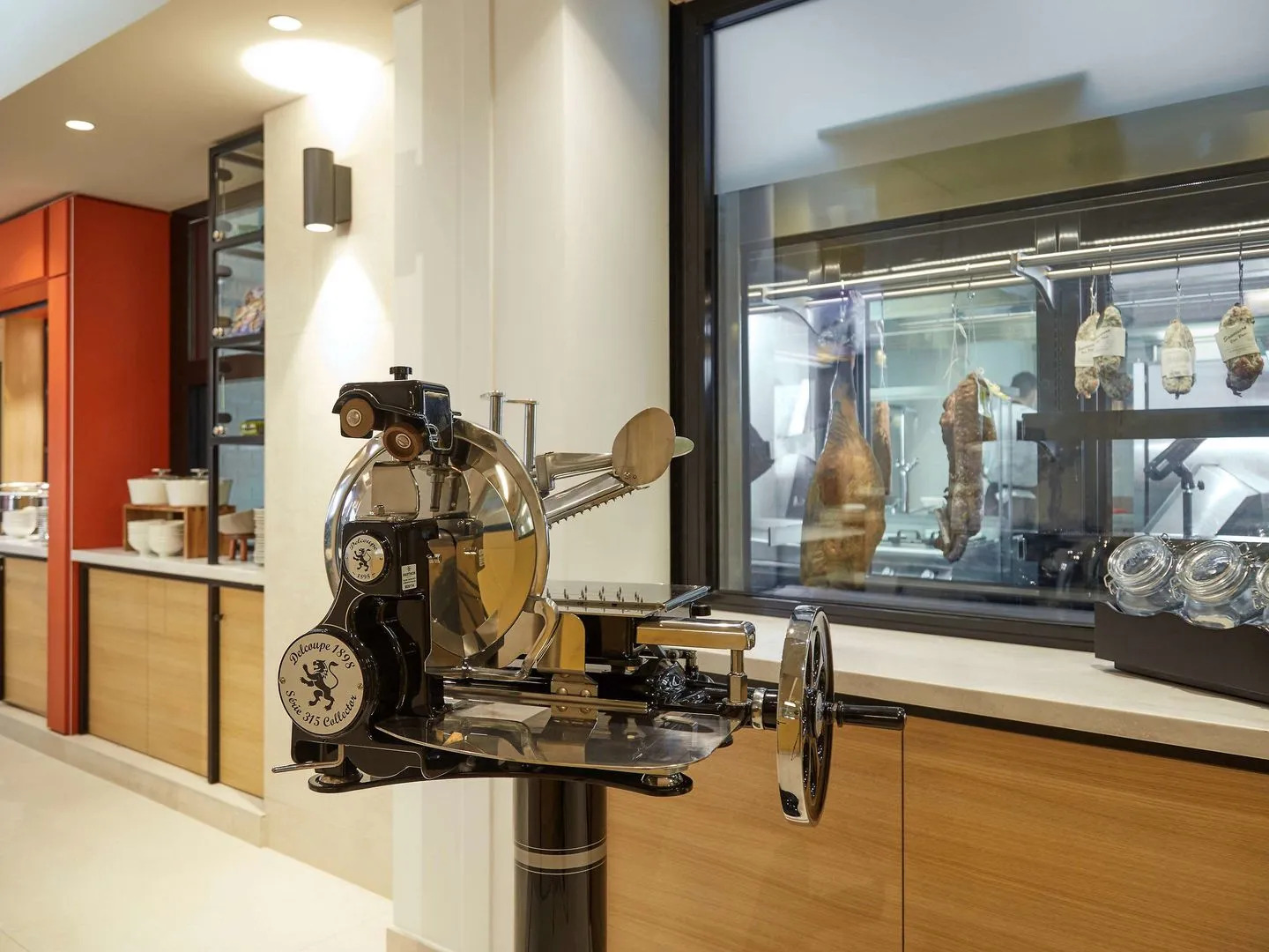 Photo - Mercure Avignon TGV Hotel & Spa