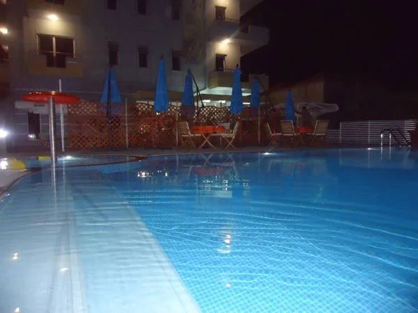 Foto - 6 Milje Hotel