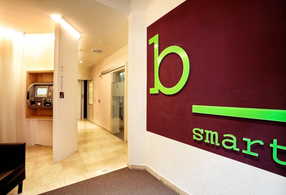 Photo - b-smart motel Basel