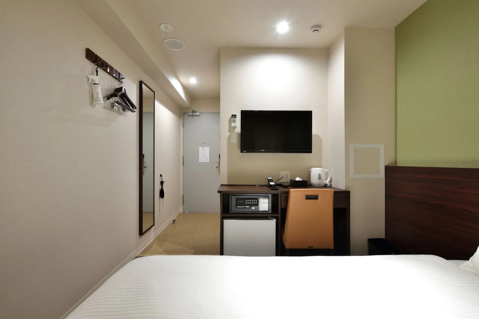 Foto - Lub d Osaka Honmachi - Near Dotonbori & Next to Hommachi Station