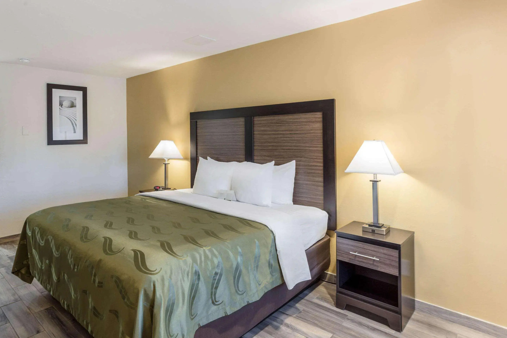 Photo - Escondido Inn