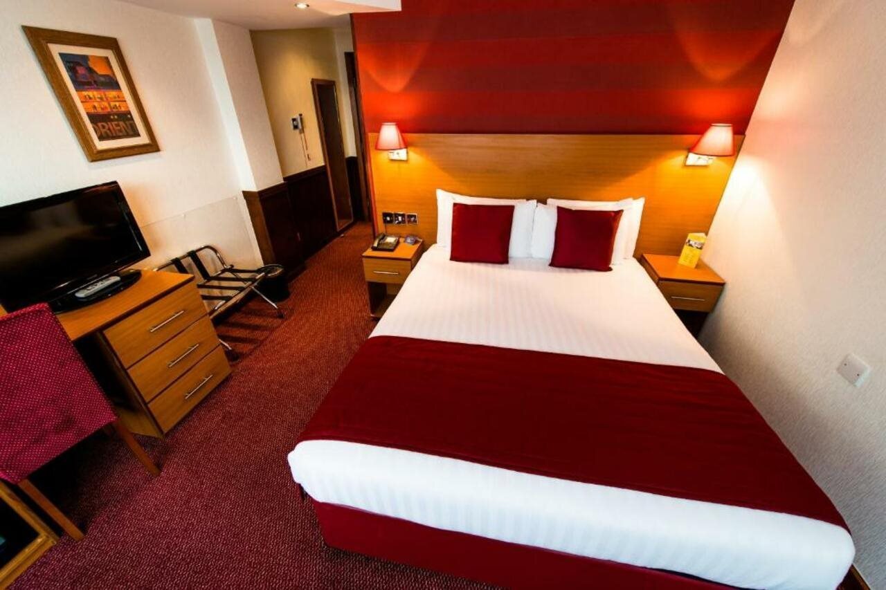 Photo - The Liner at Liverpool