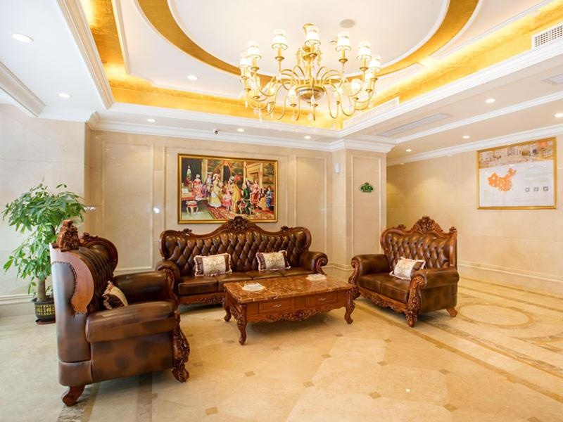 Vienna Hotel Huizhou Dahuxi