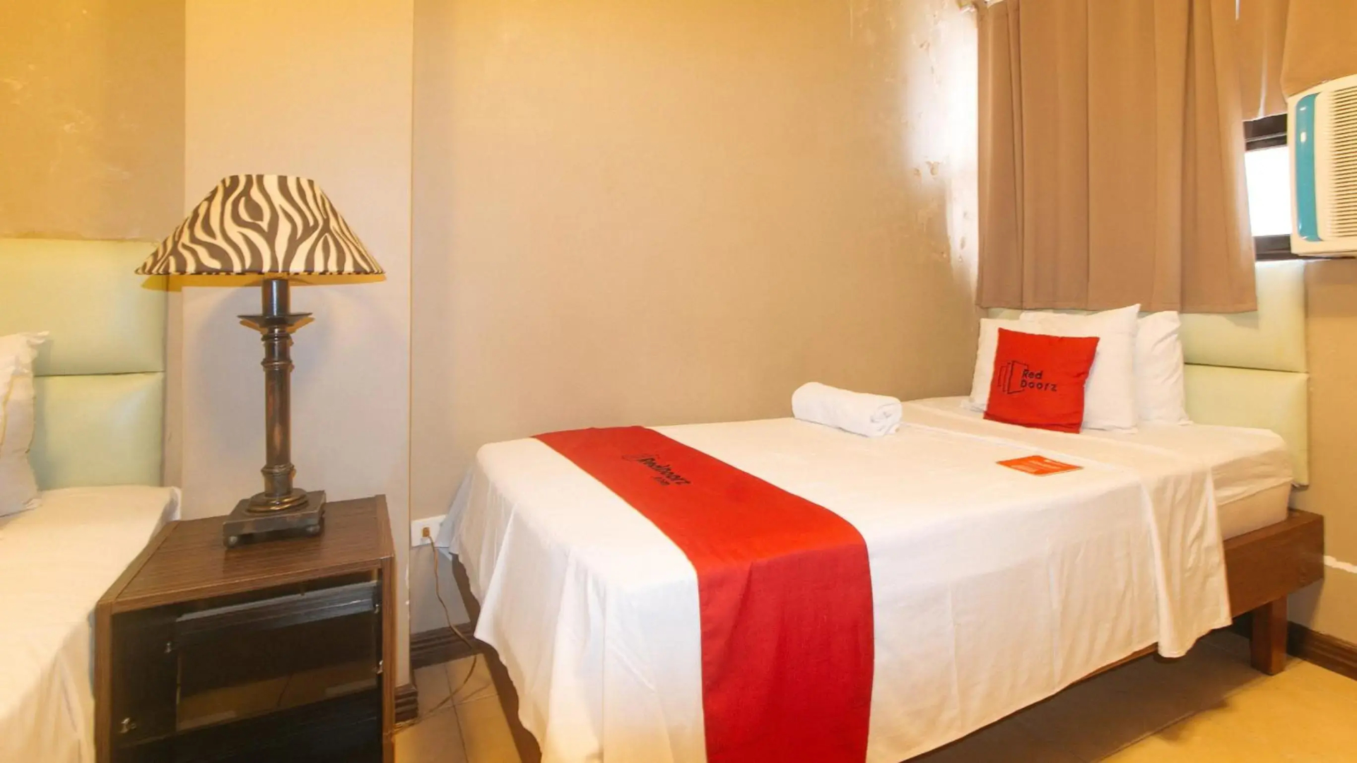 Foto - RedDoorz Plus New Era Budget Hotel Mabolo former RedDoorz near Landers Superstore Cebu City