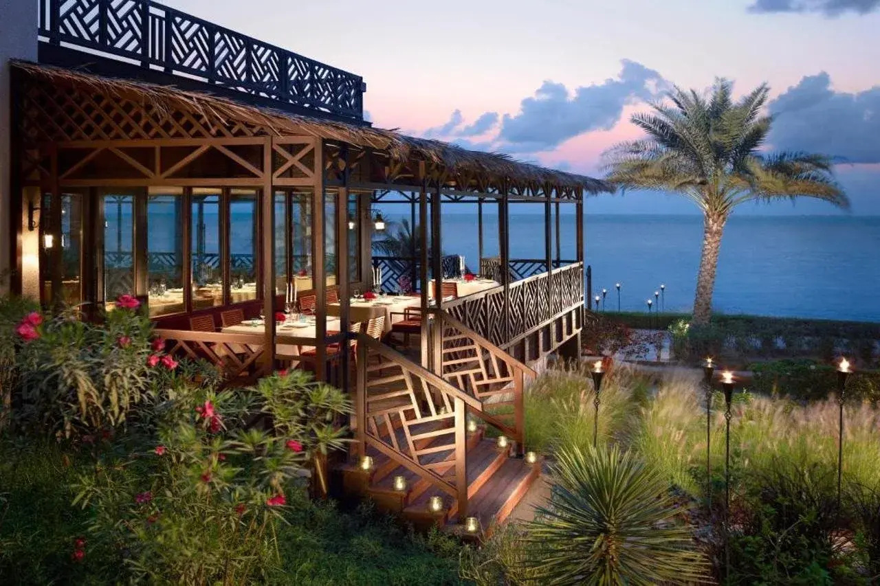 Photo - Shangri-La's Barr Al Jissah Resort & Spa — Al Waha Hotel
