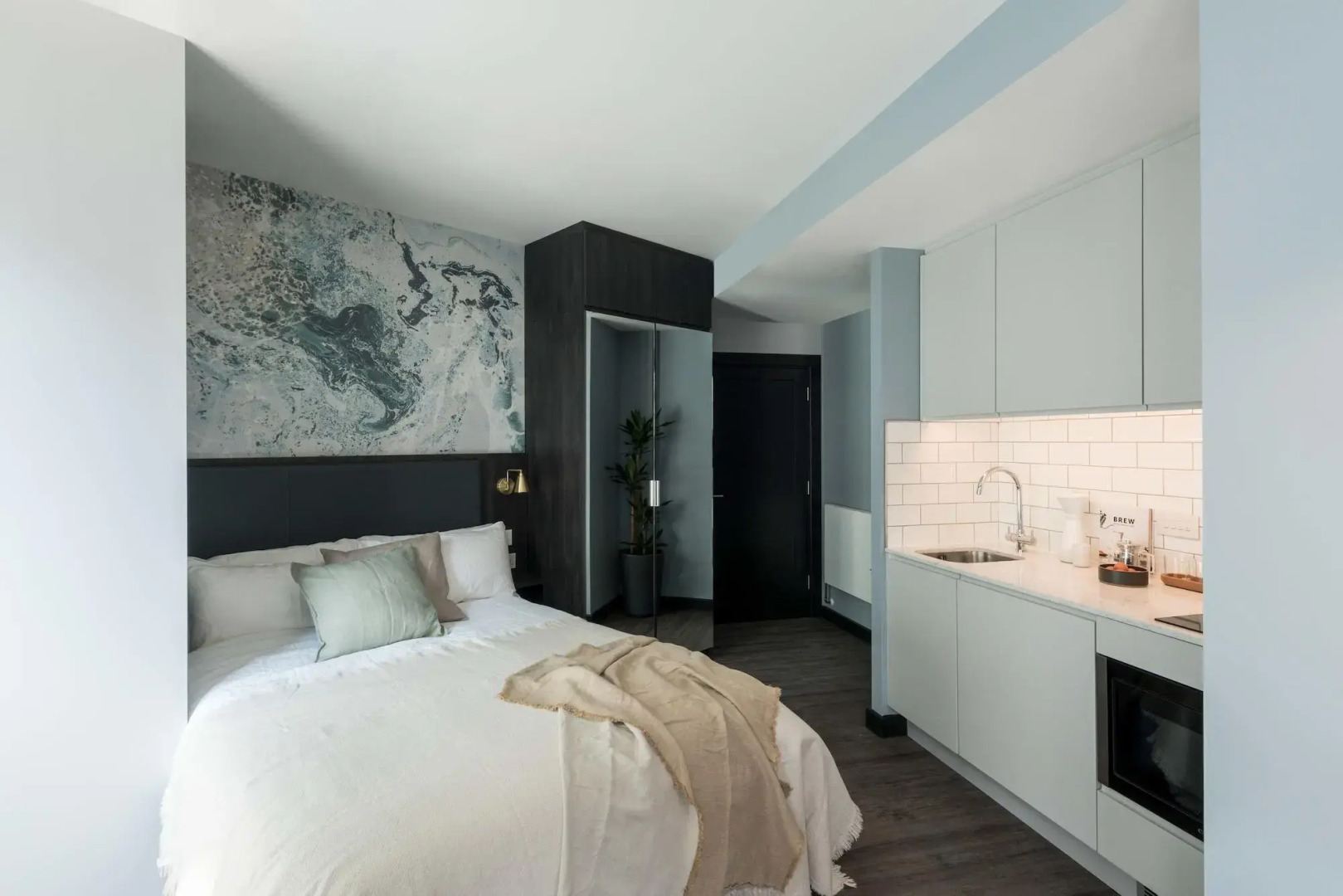 Photo - ARK Canary Wharf