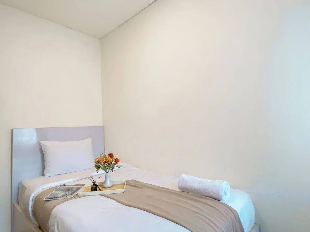 Restful And Chic 2Br At Meikarta Apartment