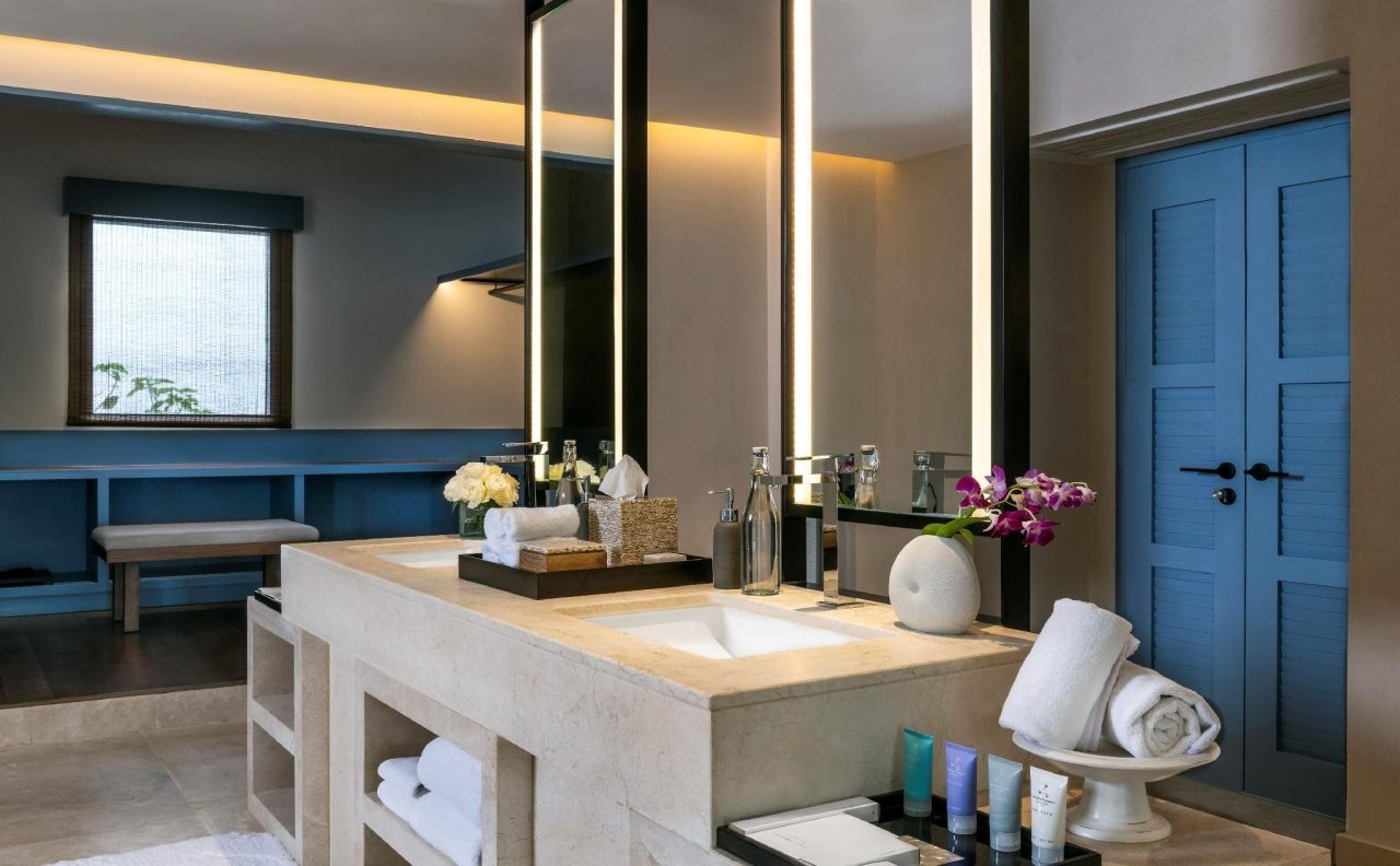 THE HALCYON PRIVATE ISLES MALDIVES, AUTOGRAPH COLLECTION (EX. RAFFLES MALDIVES MERADHOO)