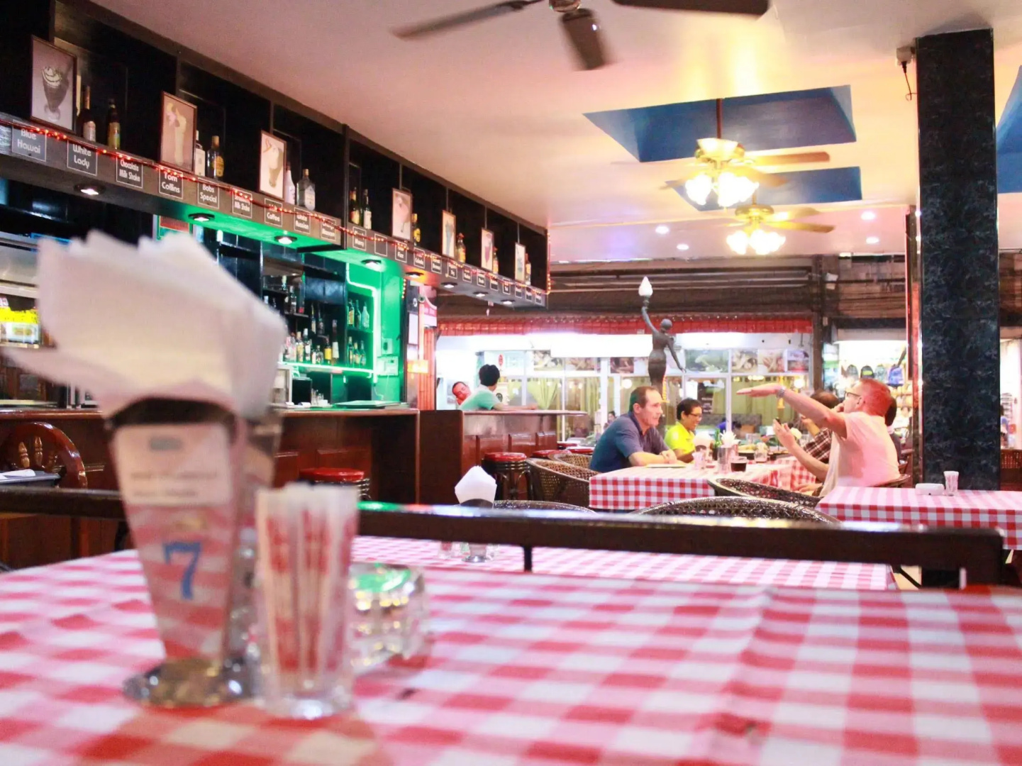 Foto - The Little Mermaid Guesthouse & Restaurant
