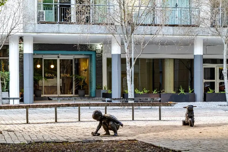 Photo - WINK Aparthotel Foreshore