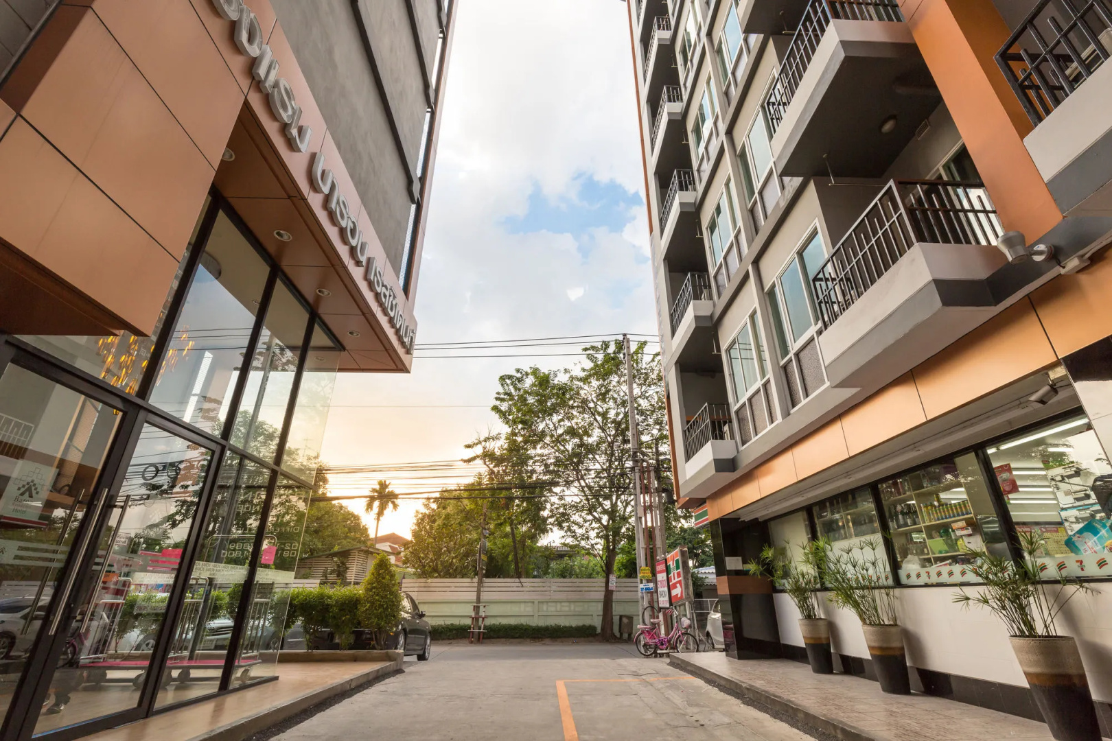 Photo - Baron Residence Bangkok