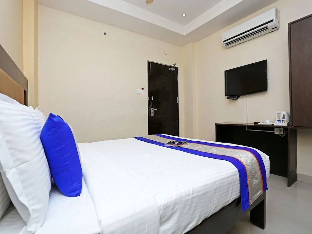 Hotel Udayee International
