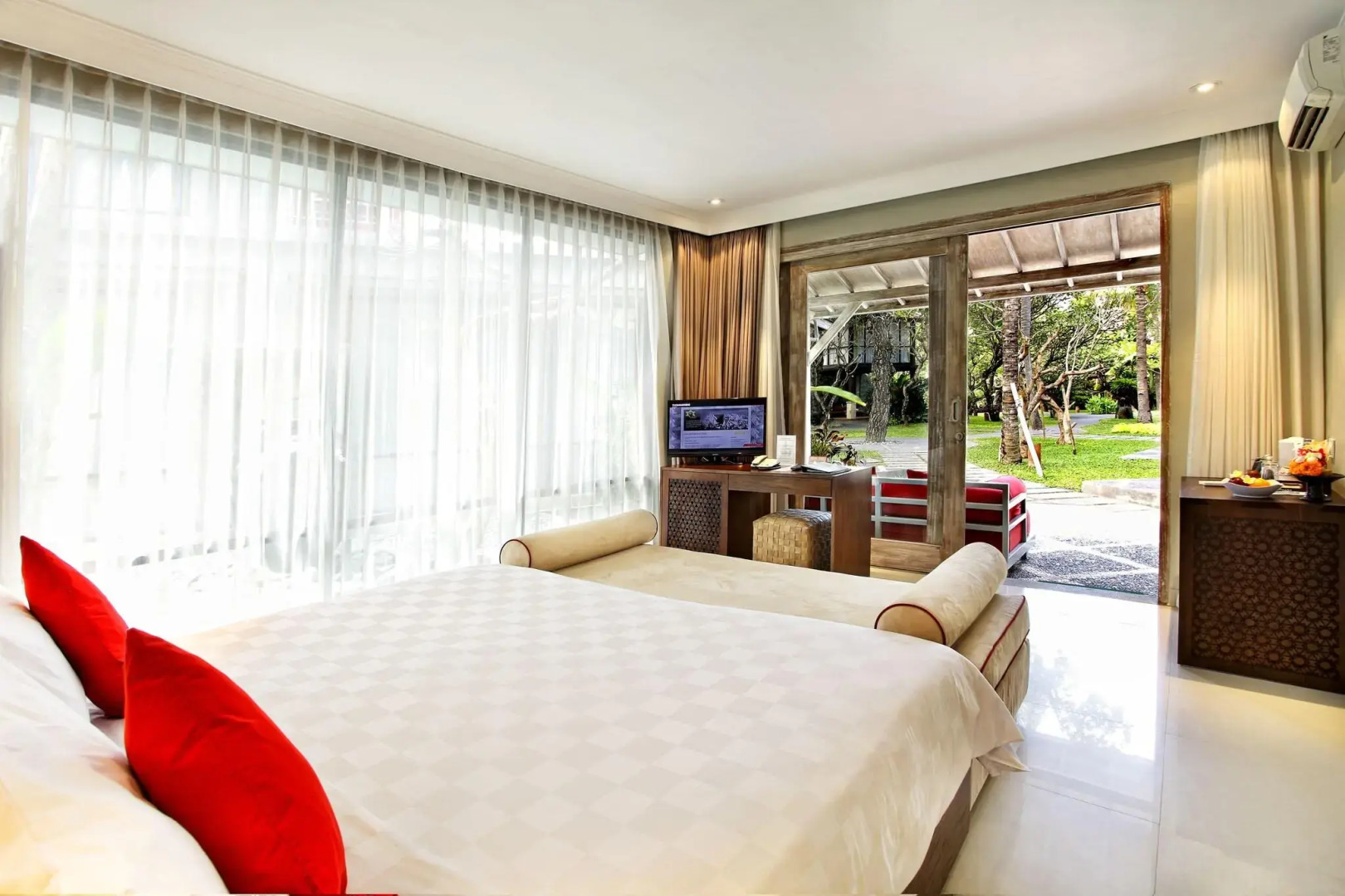 Photo - Segara Village Hotel