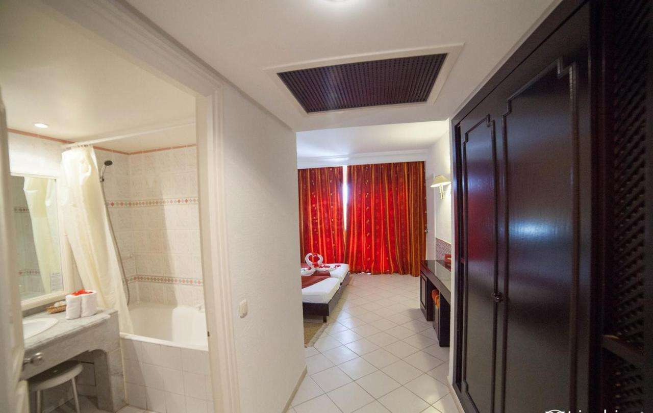 Photo - Hotel Liberty Resort