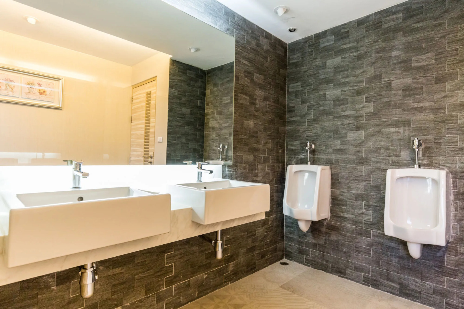 Photo - Baron Residence Bangkok