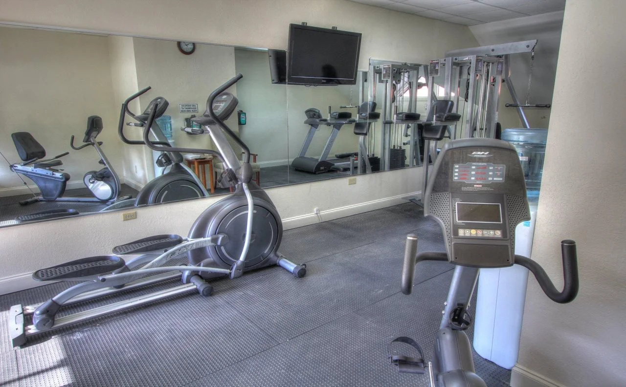 Foto - Crossroads Inn & Suites