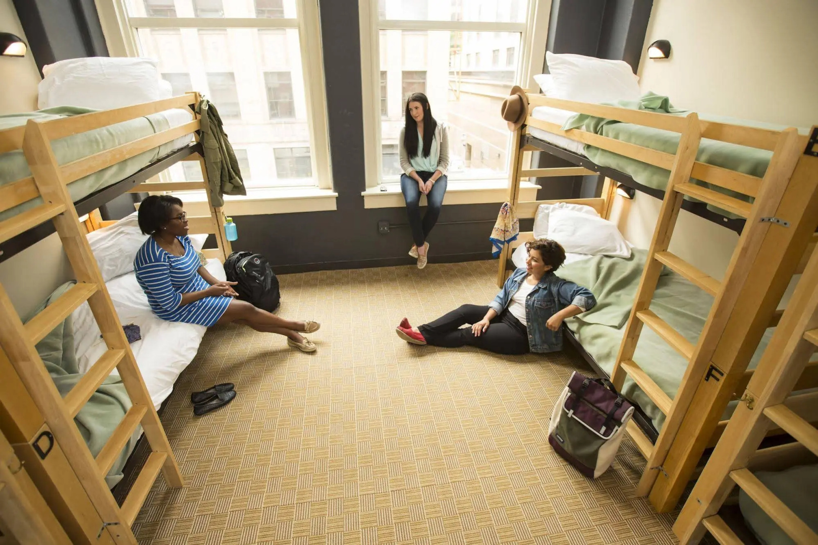 Photo - HI Chicago, The J. Ira and Nicki Harris Family Hostel