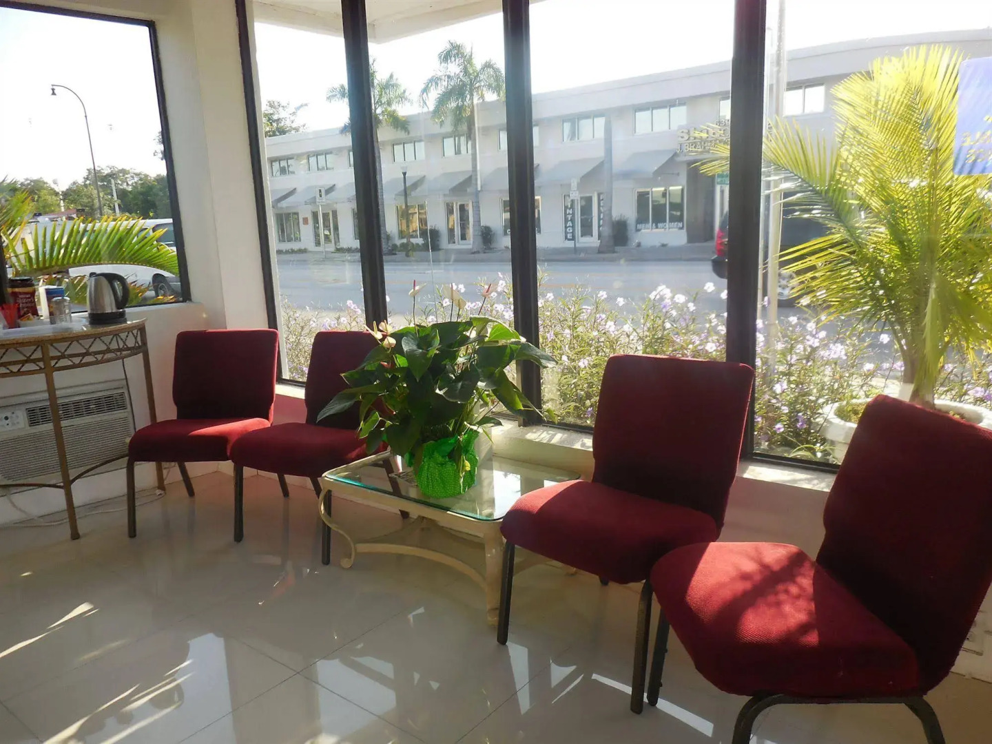 Photo - Shalimar Motel