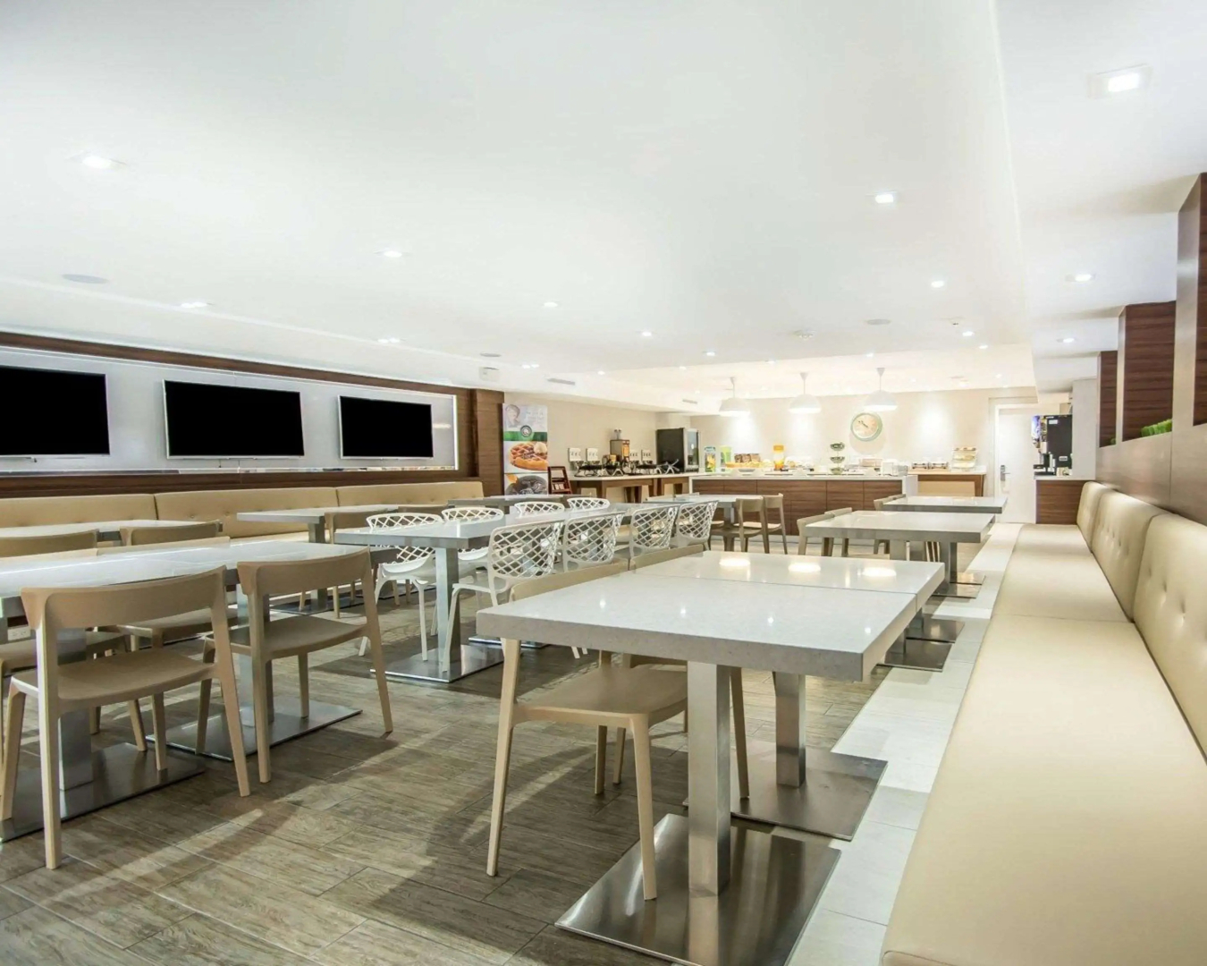 Foto - Quality Inn & Suites By the Parks