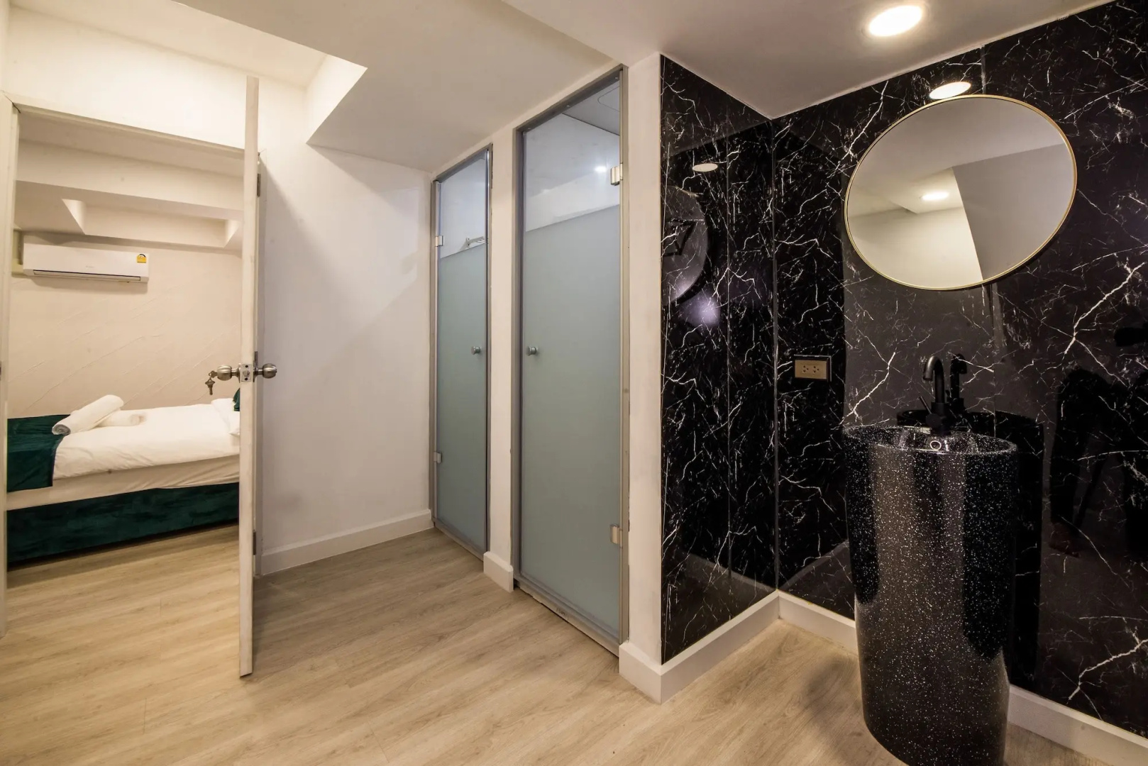 Photo - Theme Boutique Hotel
