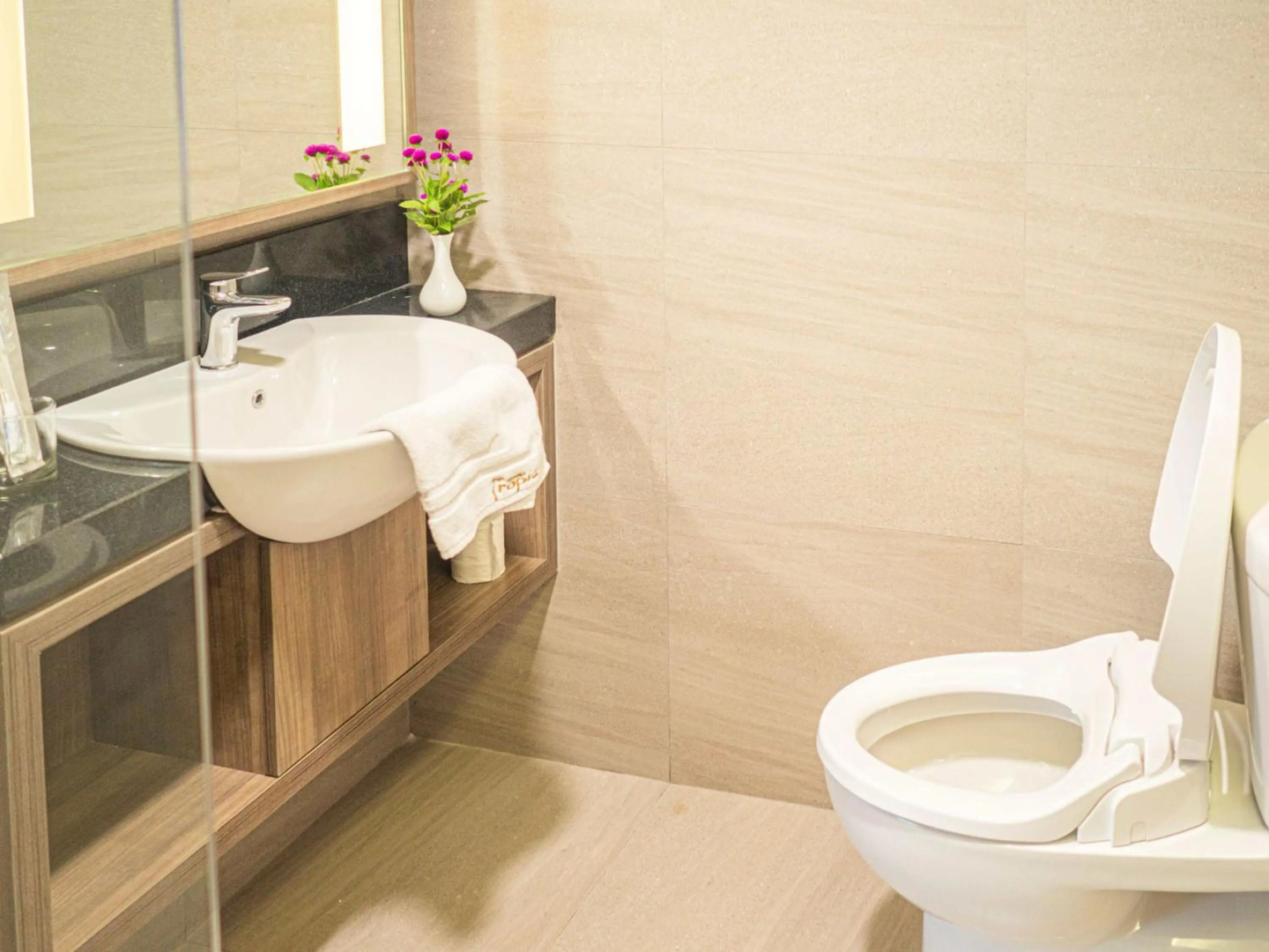 Foto - Grand Tropic Suites Hotel