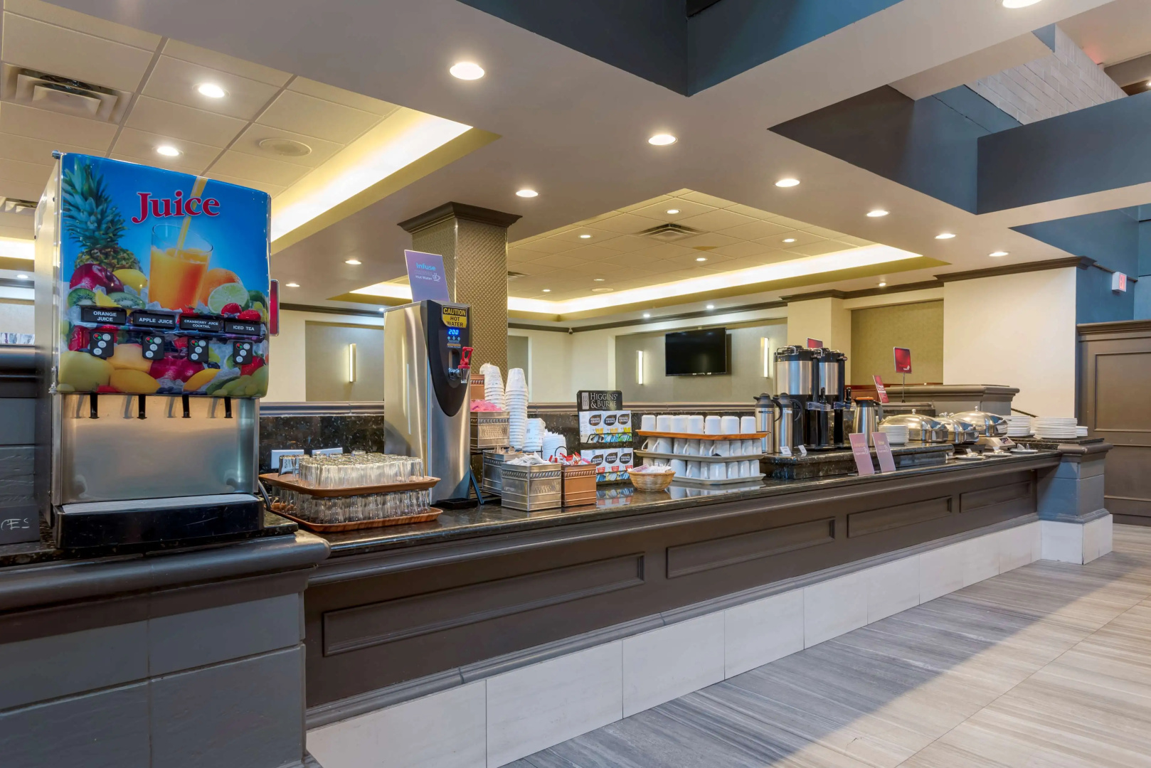Photo - Coast Calgary University Area Hotel by APA